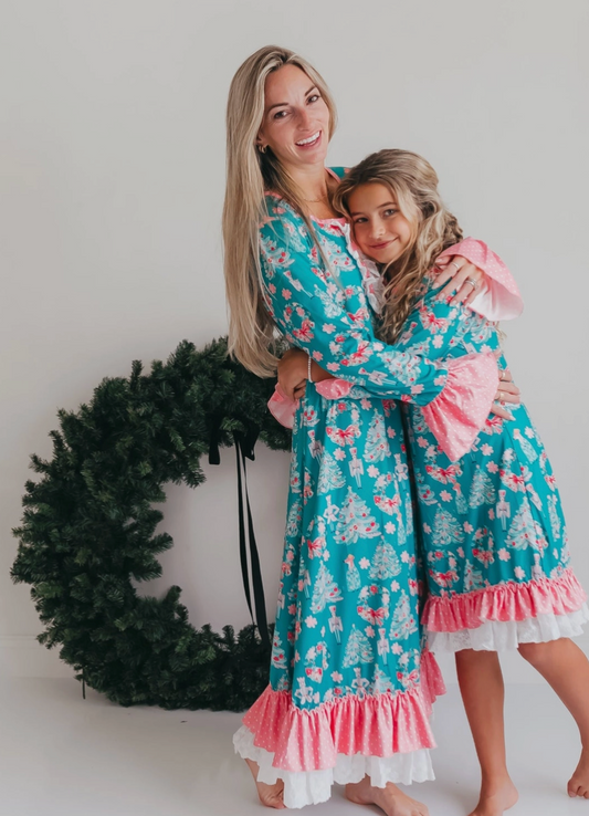 holiday nutcracker night gown